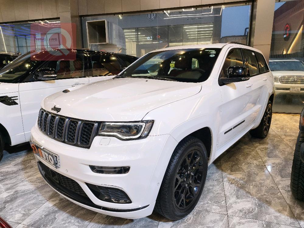 جيب جراند شيروكي